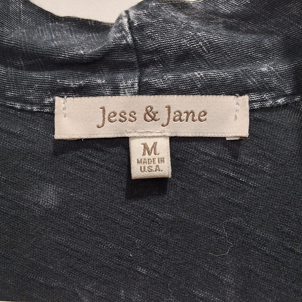 Jess & Jane~Mineral Wash~Boho Lightweight~Knit Drape Front~Flower Print~Size MED - Picture 2 of 7